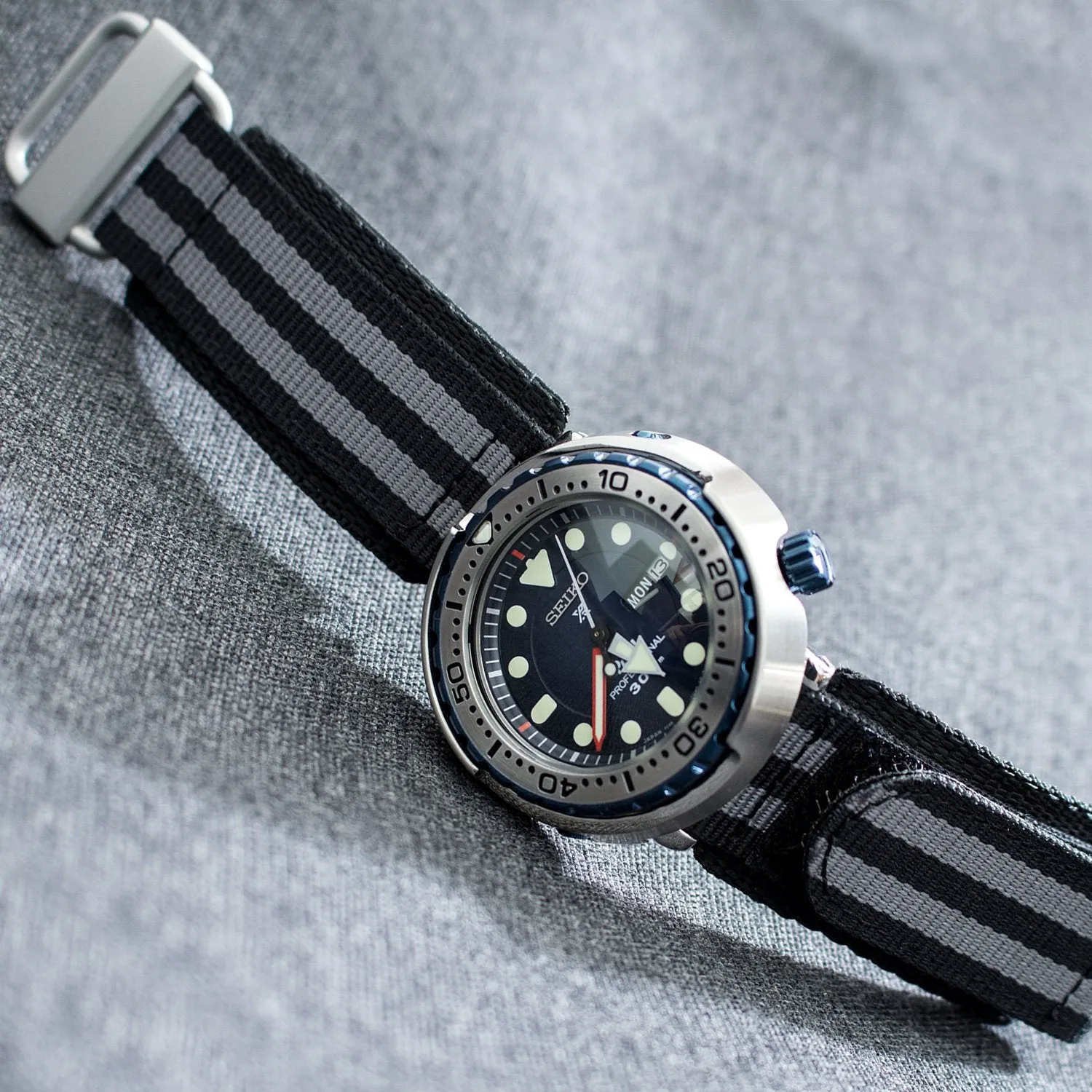 22mm MiLTAT Black & Grey NyJBB Nylon Velcro Fastener Watch Strap, Sandblasted Buckle