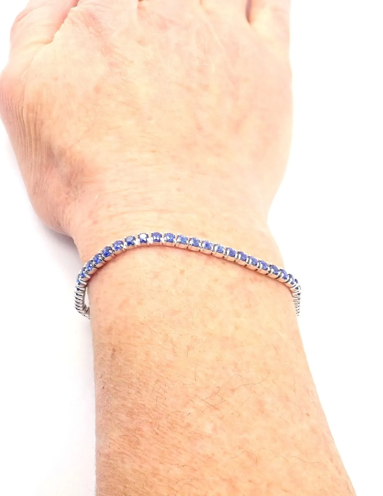 Authentic! Cartier 18k White Gold Sapphire Essential Lines Bracelet Paper