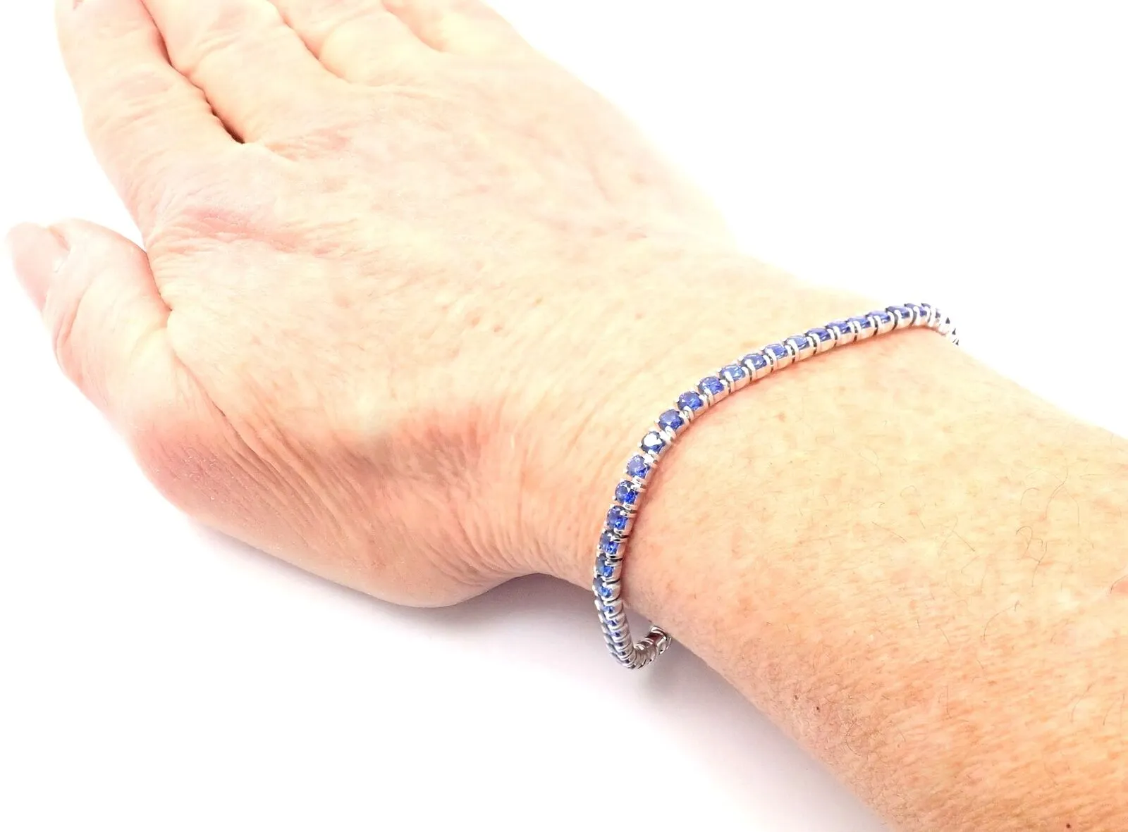 Authentic! Cartier 18k White Gold Sapphire Essential Lines Bracelet Paper