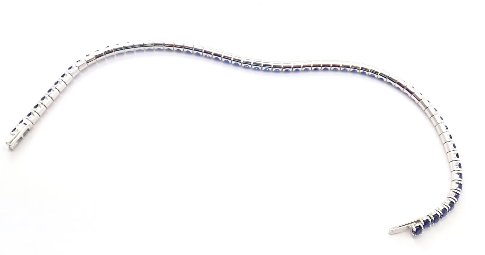 Authentic! Cartier 18k White Gold Sapphire Essential Lines Bracelet Paper