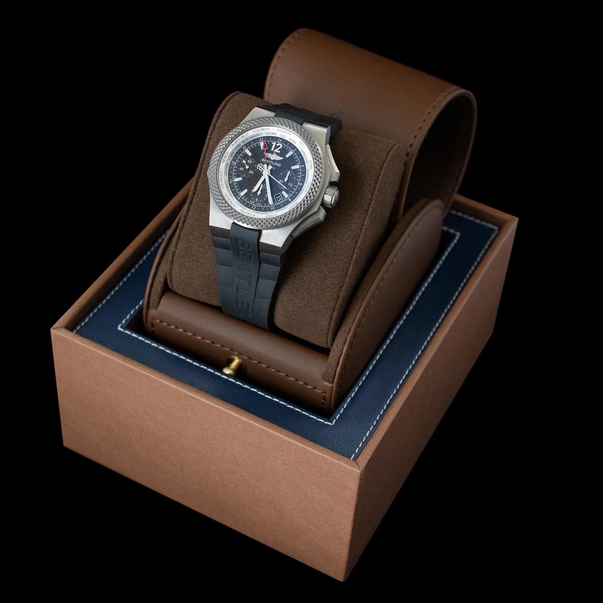 Breitling - 2020 Bentley GMT Chronograph ‘Light Body’