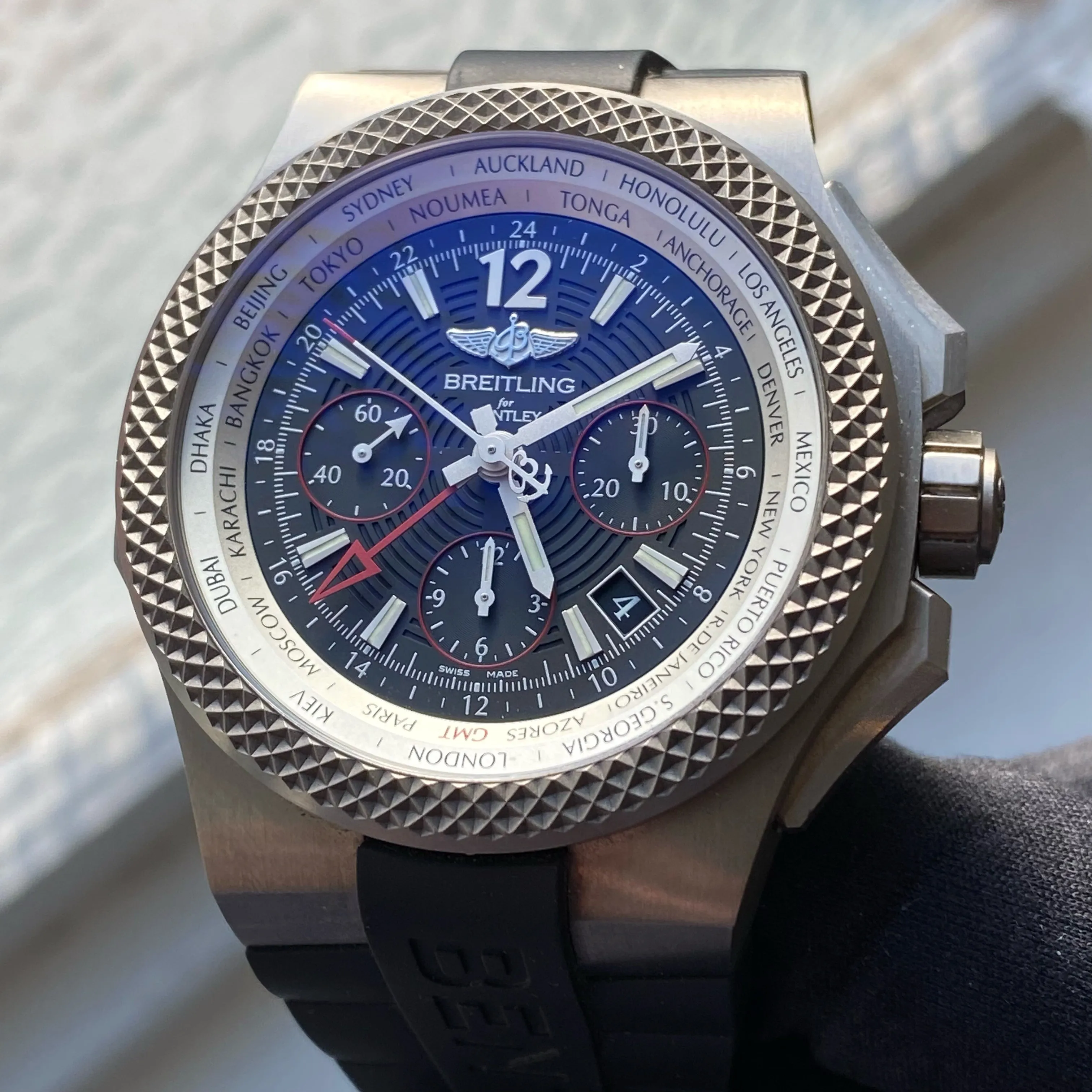 Breitling - 2020 Bentley GMT Chronograph ‘Light Body’
