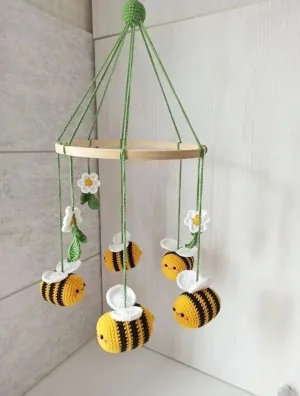 Crochet Bee and Daisy Baby Mobile