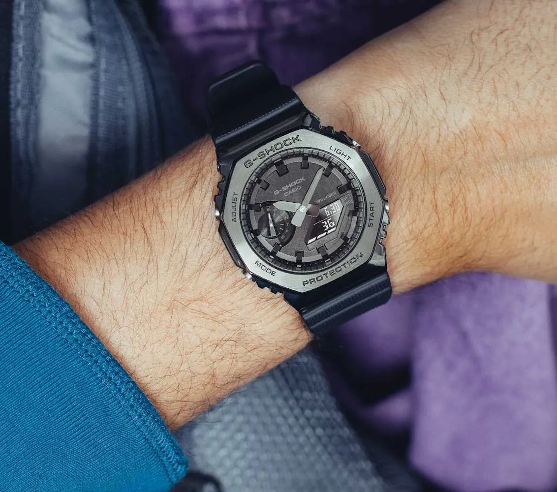 G-Shock 2100 Metal Covered Black All Black