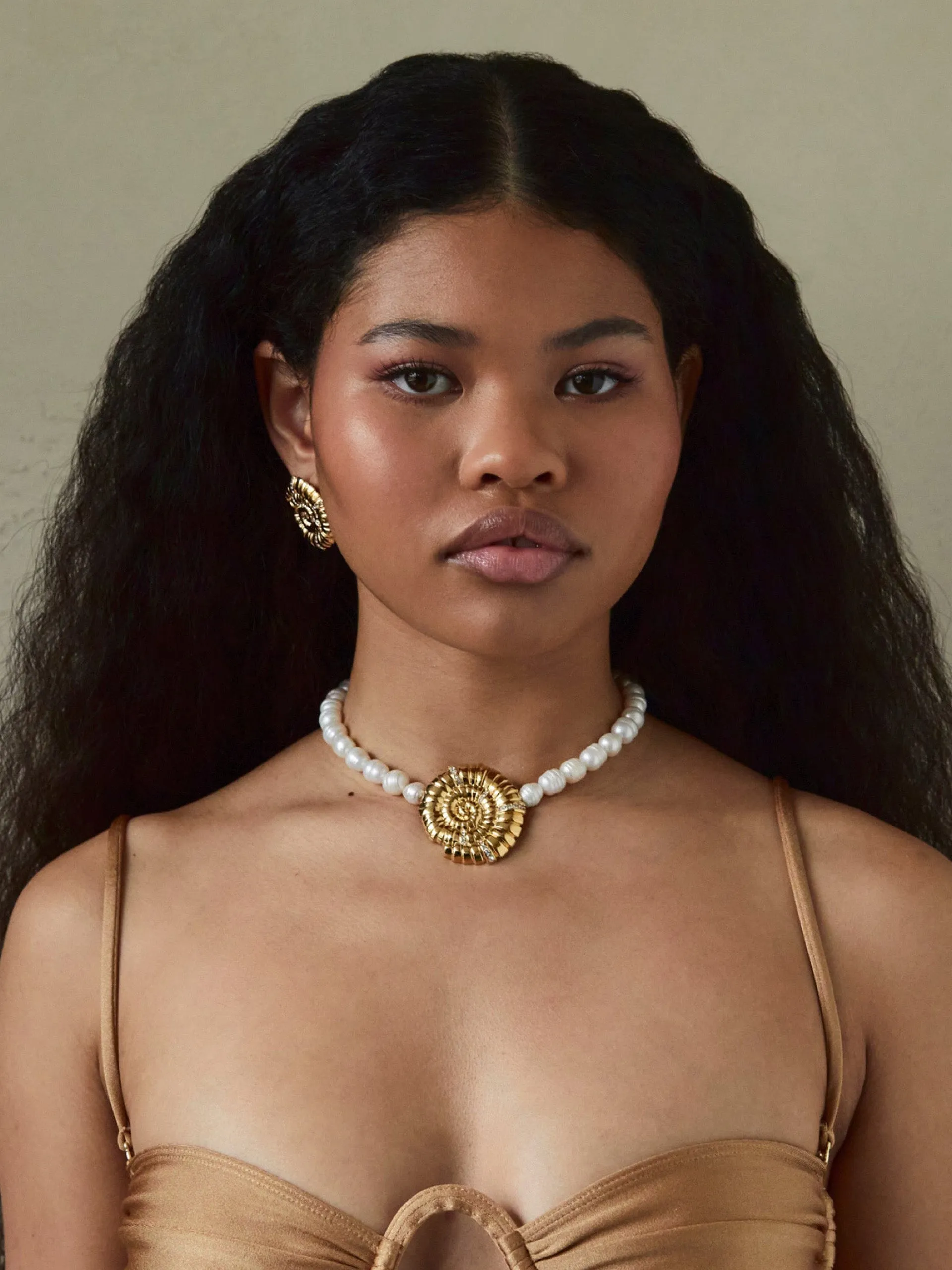 Gold Darya necklace