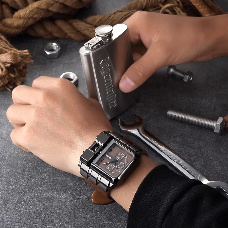 Luxury Square Dial Wide Strap Wristwatch / Fashion Quartz Watch with Unique Design