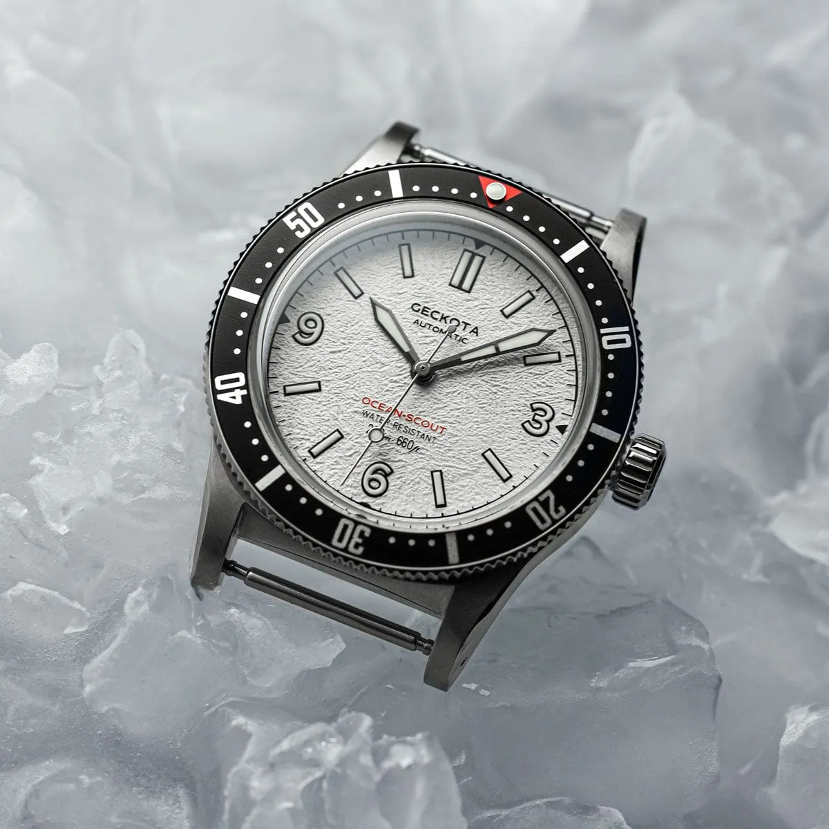 Ocean-Scout Dive Watch - Ice White