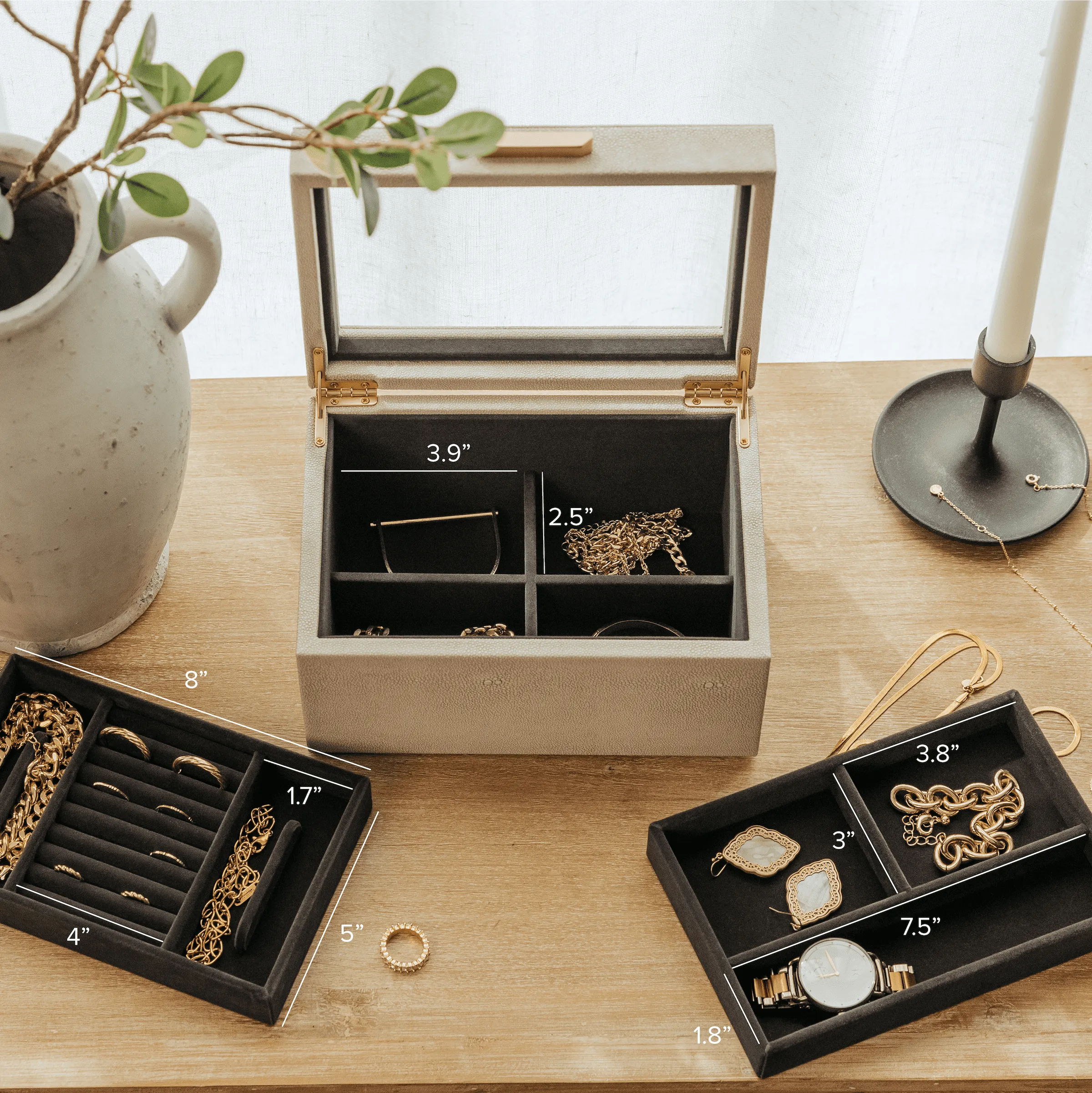 Sasha Small Jewelry Box