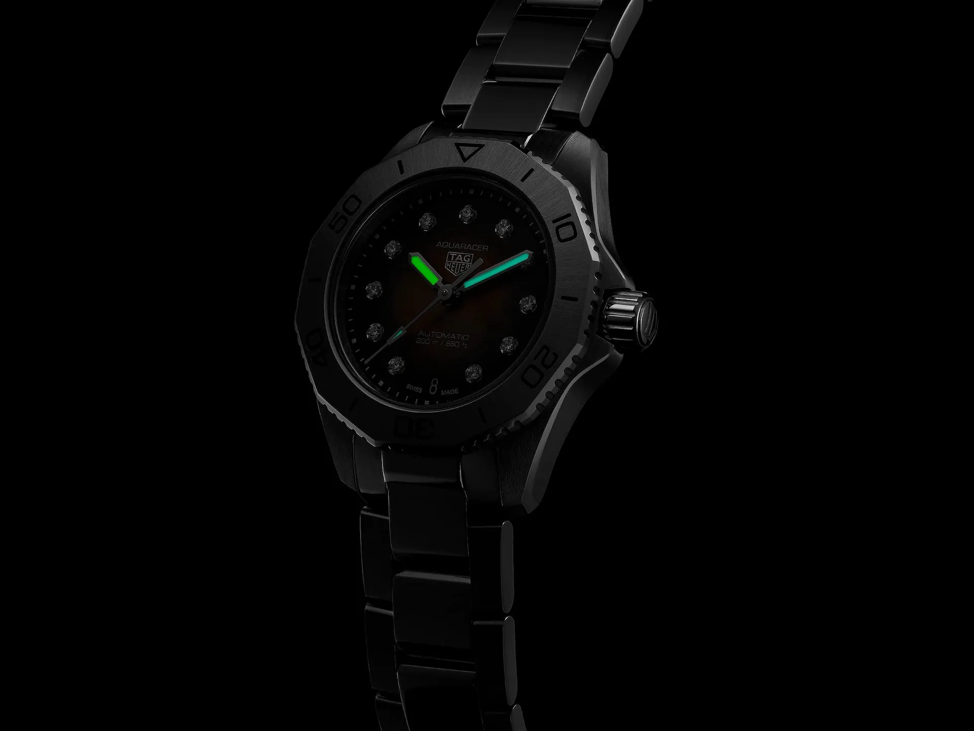 TAG HEUER AQUARACER PROFESSIONAL 200 DATE WBP2410.BA0622