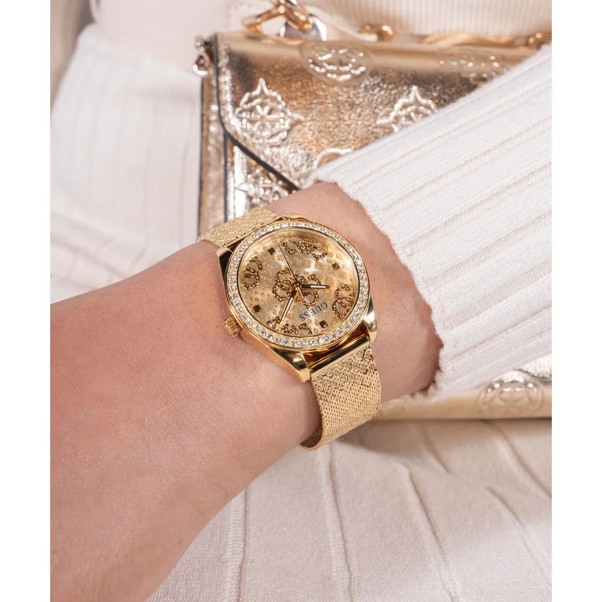 Trend Women Quartz Champagne Dial Analog Mesh Watch GW0748L2