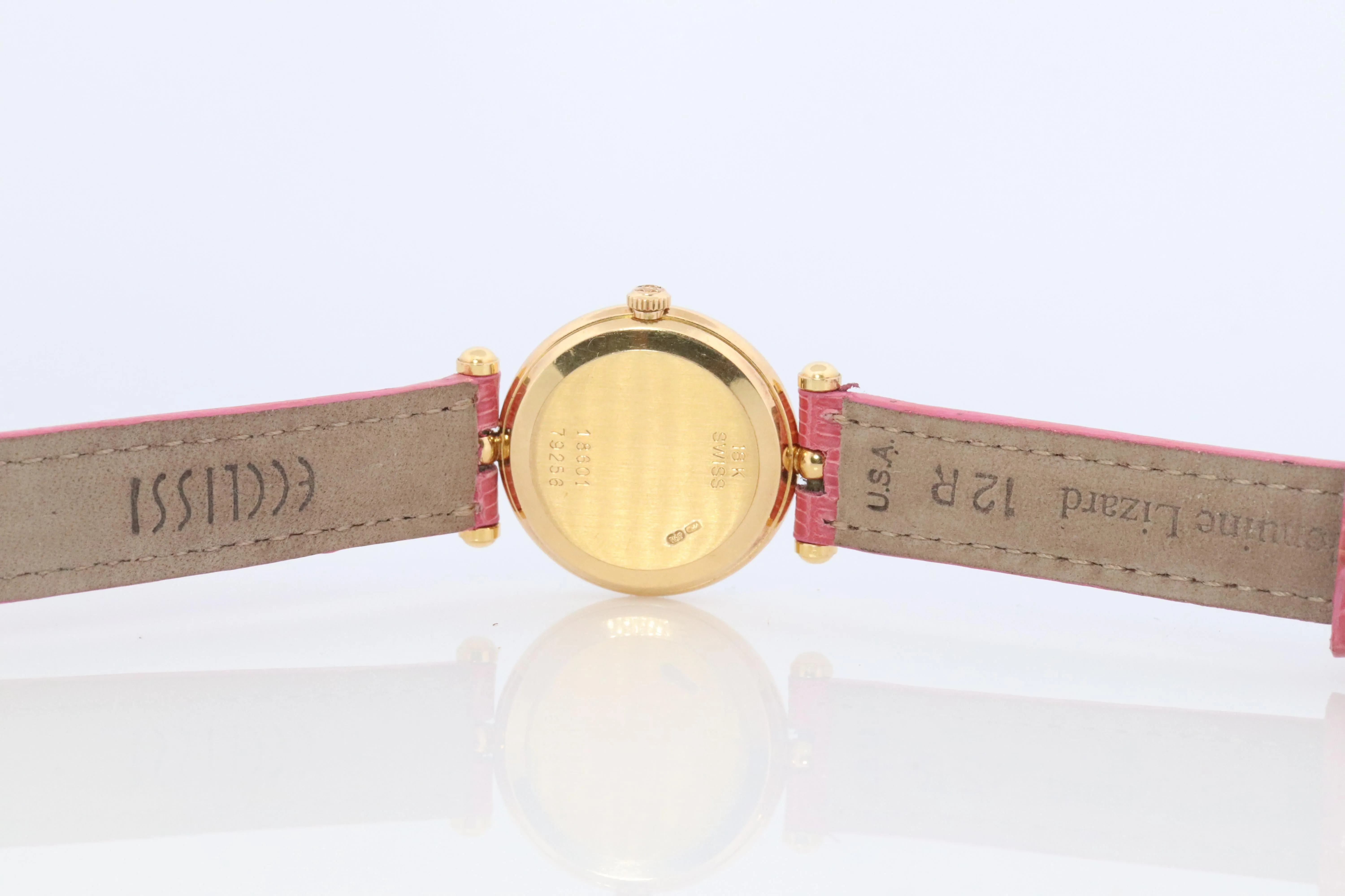 Van Cleef and Arpels 18601 watch. 18k Gold VCA Classique Ladies Watch.
