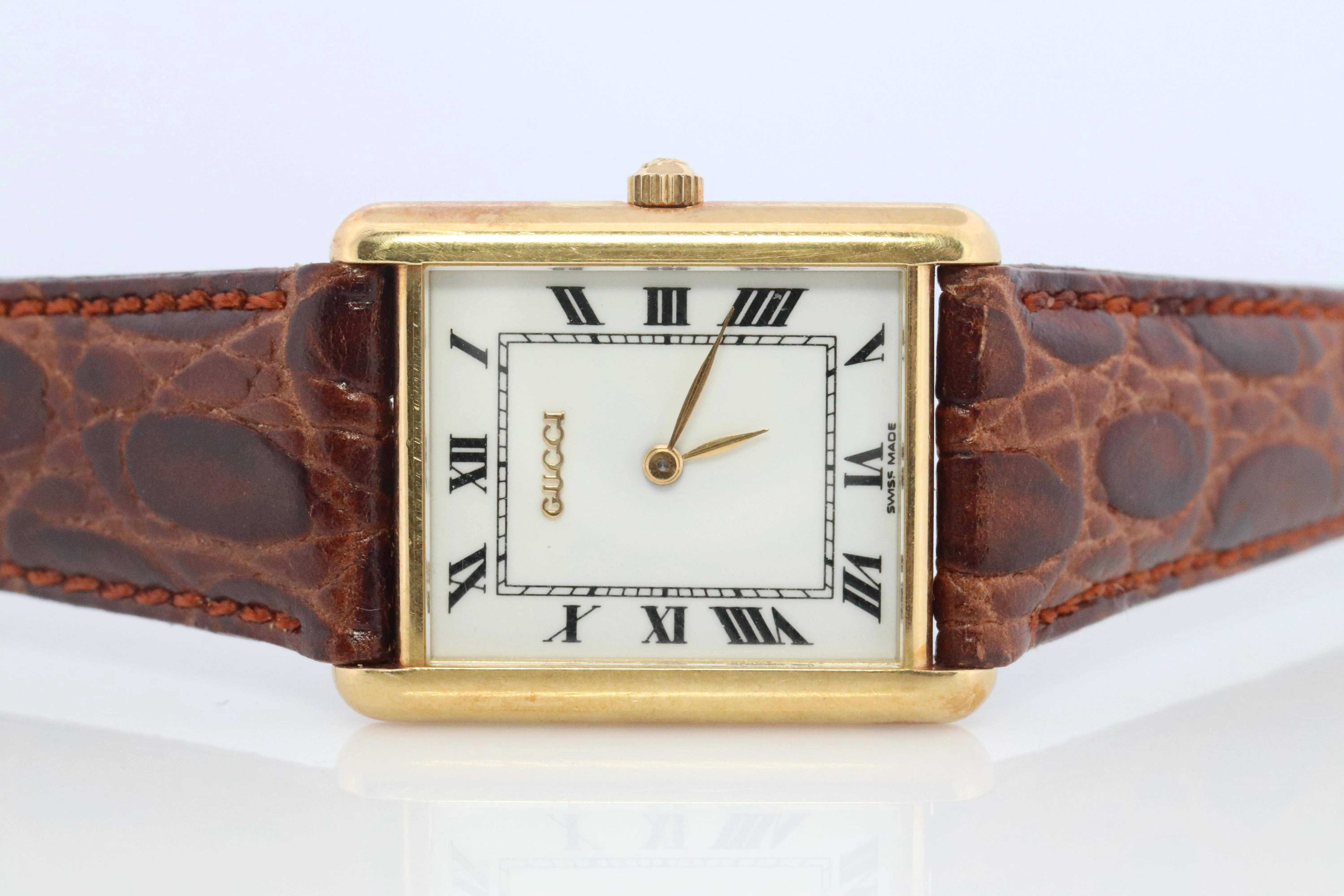 Vintage 18k Gucci Tank Watch. 18k Yellow Gold Gucci 710L Wrist Watch.