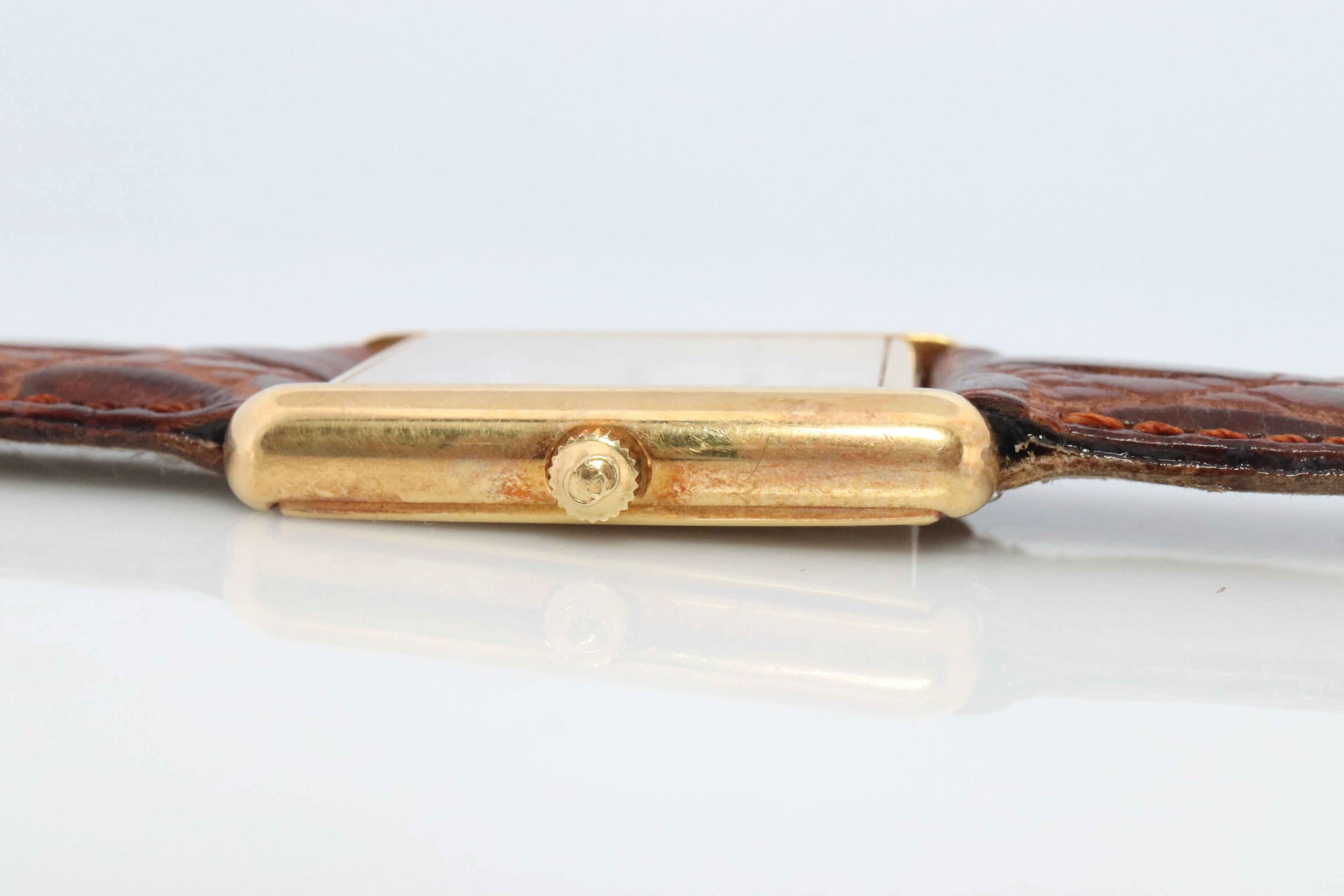 Vintage 18k Gucci Tank Watch. 18k Yellow Gold Gucci 710L Wrist Watch.