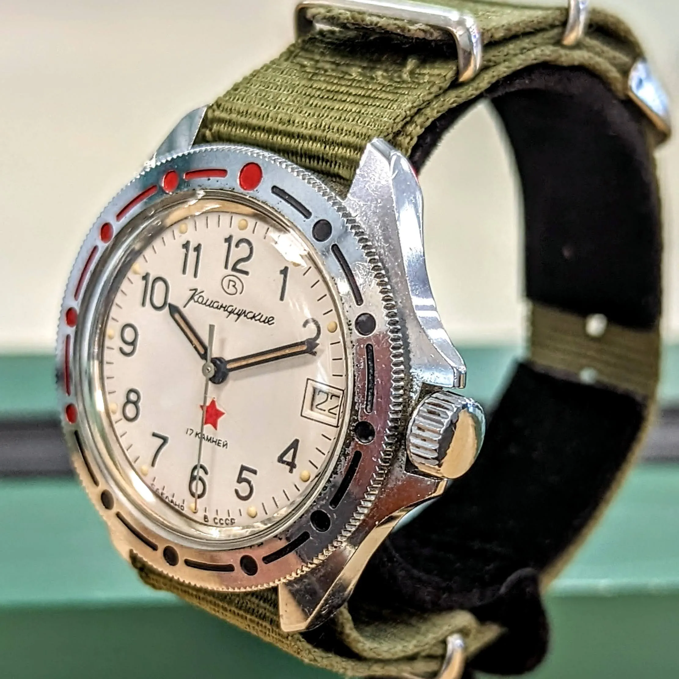 VOSTOK Komandirskie "Red Star" Diver Watch 17 Jewels Cal. 2414A Watertight 50m - Ref. 341201 U.S.S.R. Made