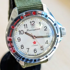 VOSTOK Komandirskie "Red Star" Diver Watch 17 Jewels Cal. 2414A Watertight 50m - Ref. 341201 U.S.S.R. Made