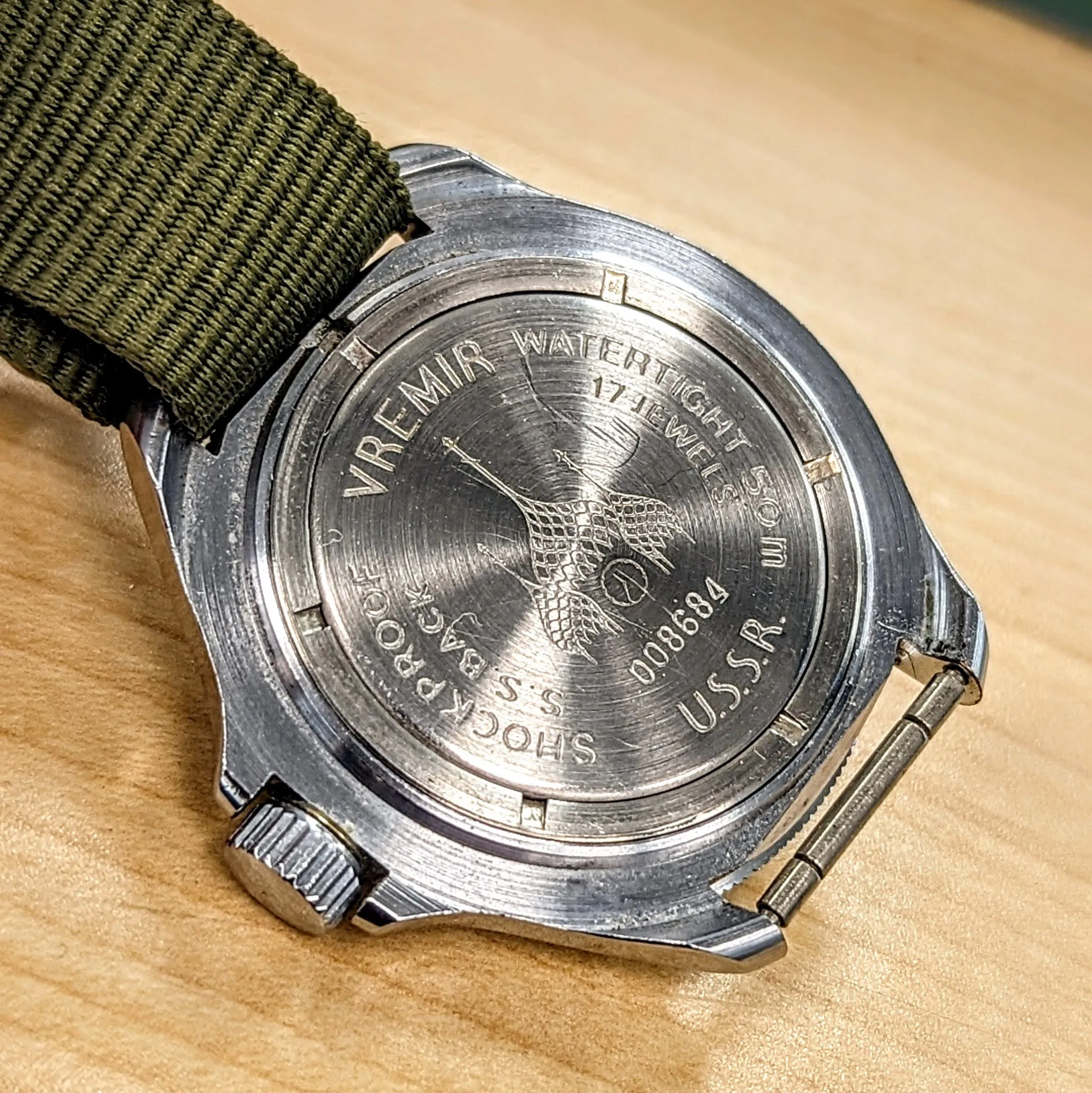 VOSTOK Komandirskie "Red Star" Diver Watch 17 Jewels Cal. 2414A Watertight 50m - Ref. 341201 U.S.S.R. Made