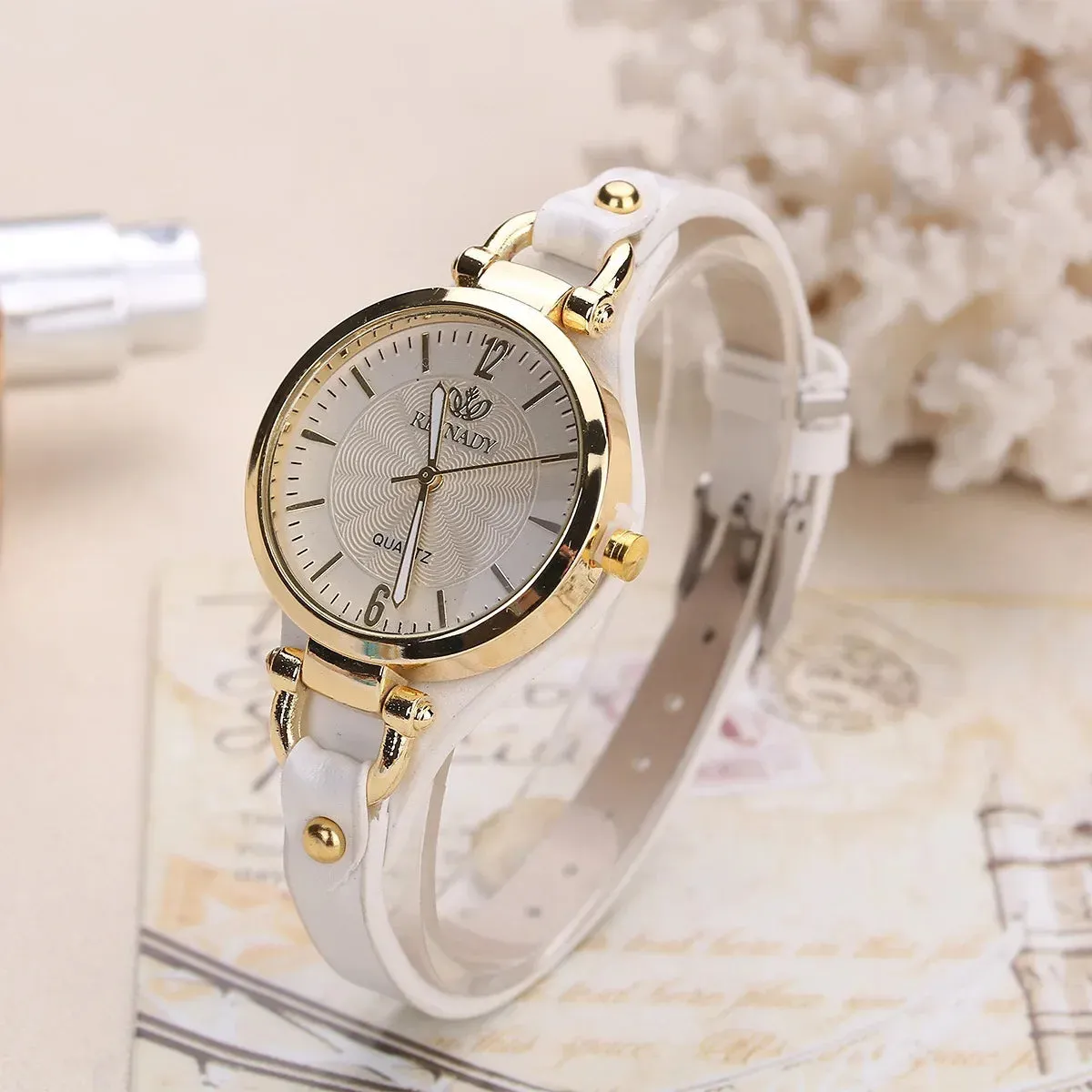 Women's Quartz Watch with PU Leather Strap