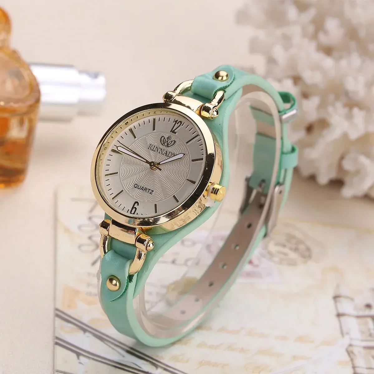 Women's Quartz Watch with PU Leather Strap