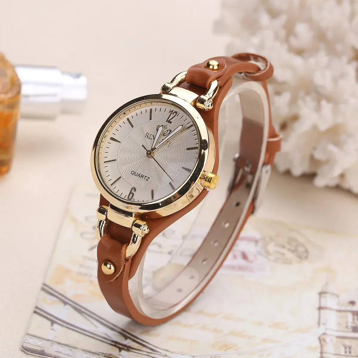 Women's Quartz Watch with PU Leather Strap