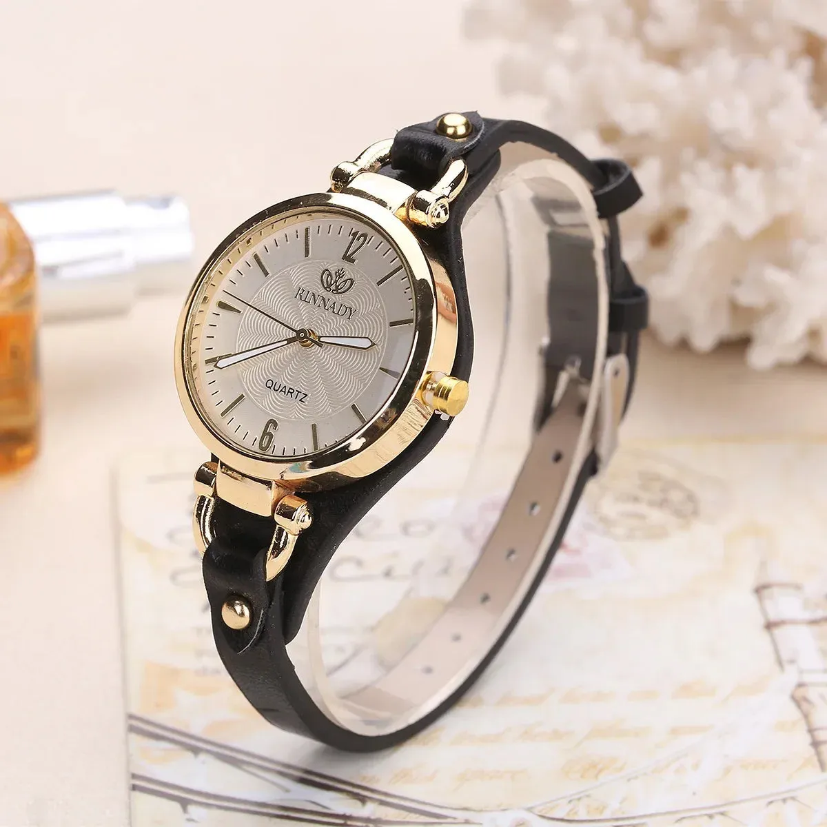 Women's Quartz Watch with PU Leather Strap